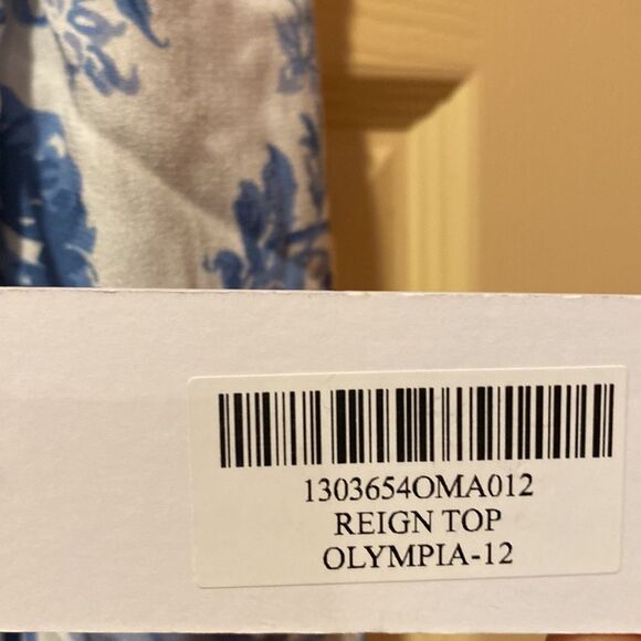 NWT Reformation Reign Top Size 12 - Picture 4 of 5